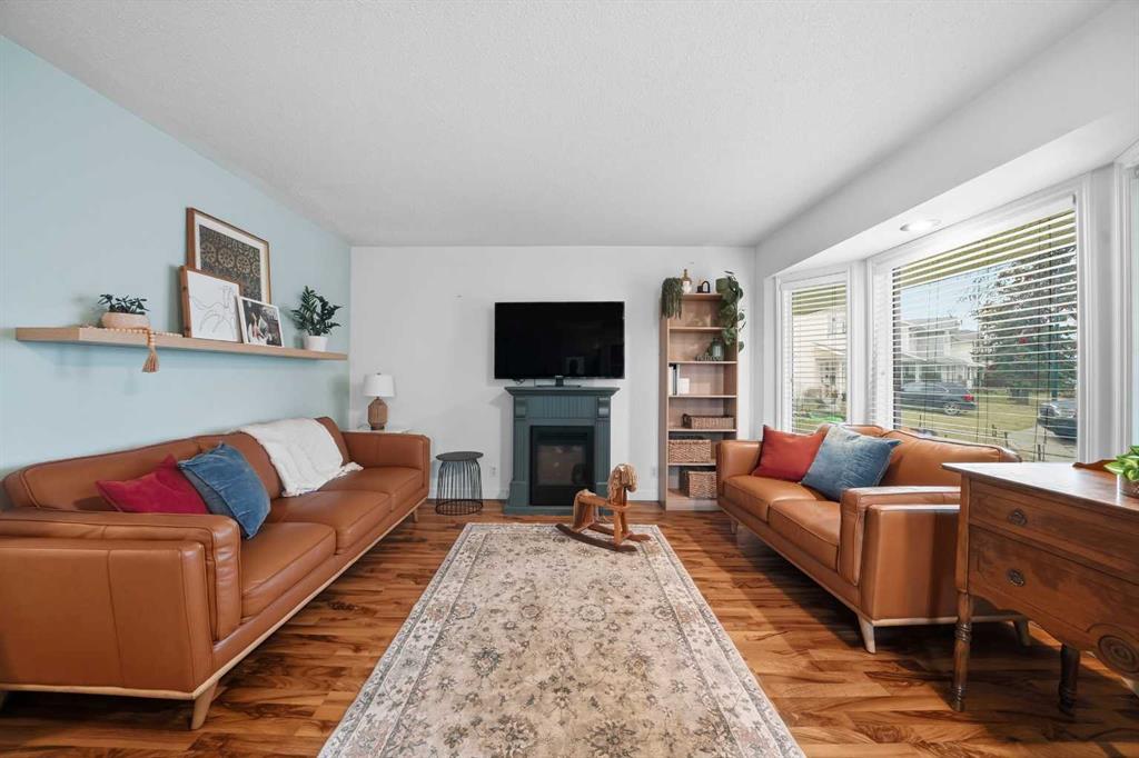 Fifth View of 49 Kirsch Close , Kentwood East, Red Deer, Alberta, T4P 3M6