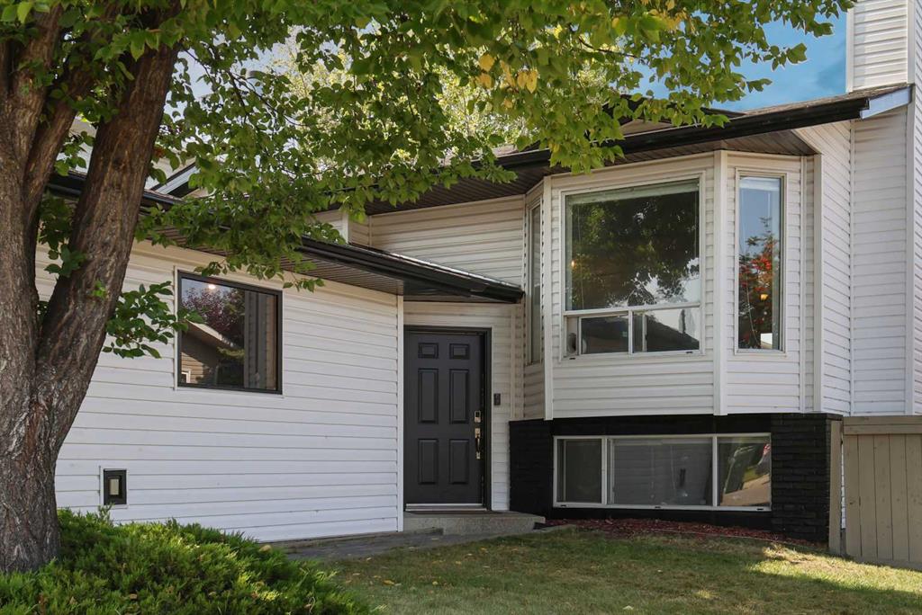 Third View of 32 Rivercroft Close SE, Riverbend, Calgary, Alberta, T2C 3X1