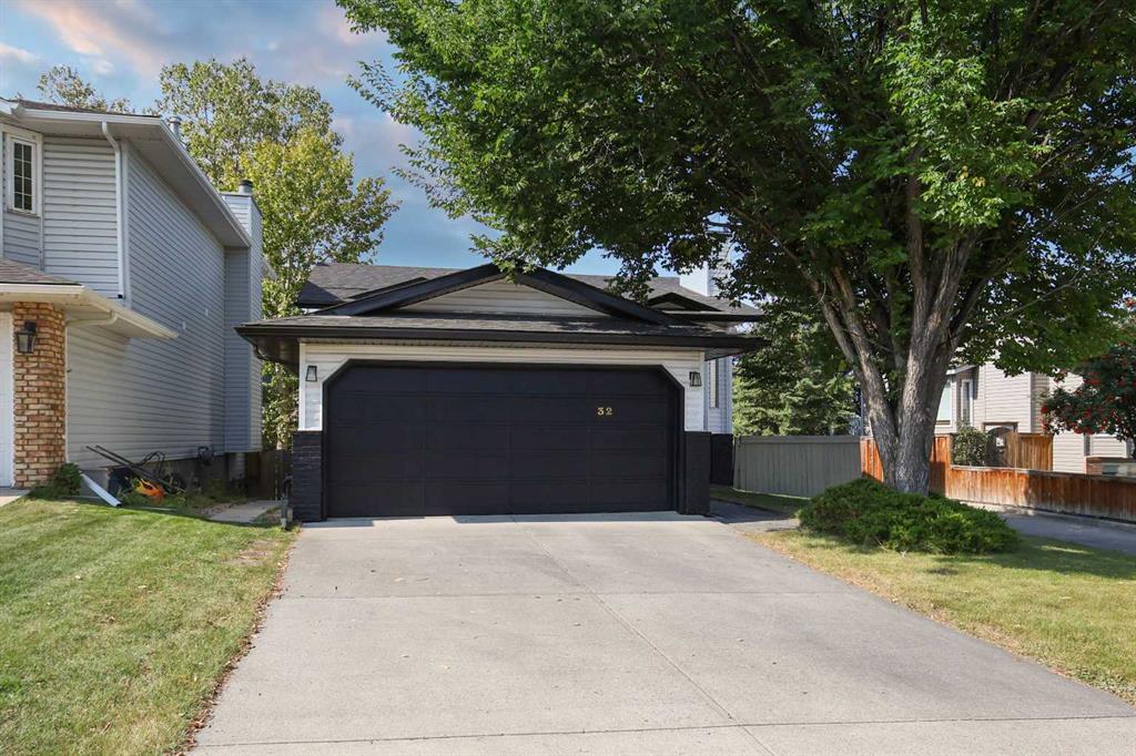 Fourth View of 32 Rivercroft Close SE, Riverbend, Calgary, Alberta, T2C 3X1