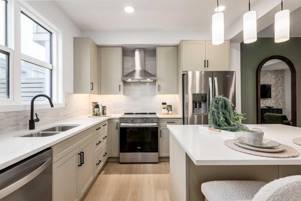 306, 437 Alpine Avenue SW, A2266563, Alberta,