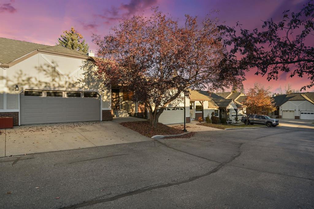 11, Coach Side Terrace SW, A2266586, Alberta,