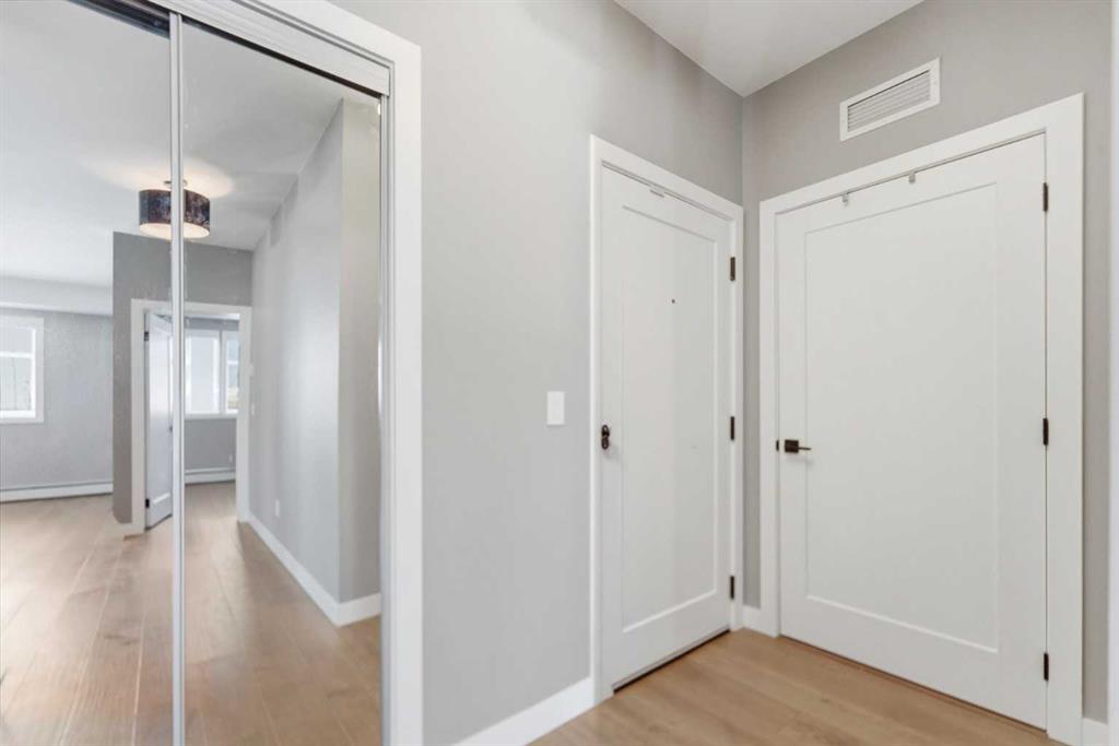 Fourth View of 209, 2702 17 Avenue SW, Shaganappi, Calgary, Alberta, T3E 8A5