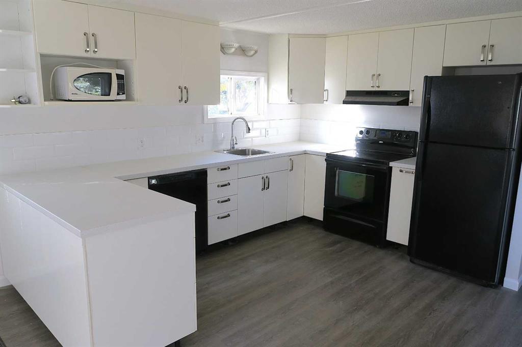 MLS® listing #106592418 for sale located at 901 Briarwood Crescent 