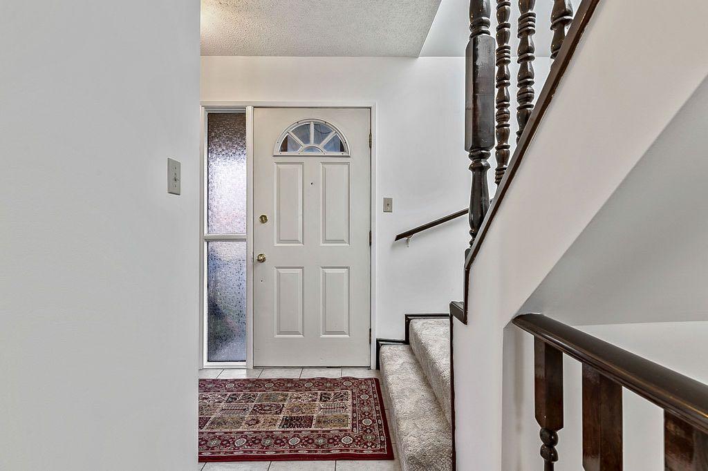 Third View of 60 Rundlelawn Place NE, Rundle, Calgary, Alberta, T1Y3P5