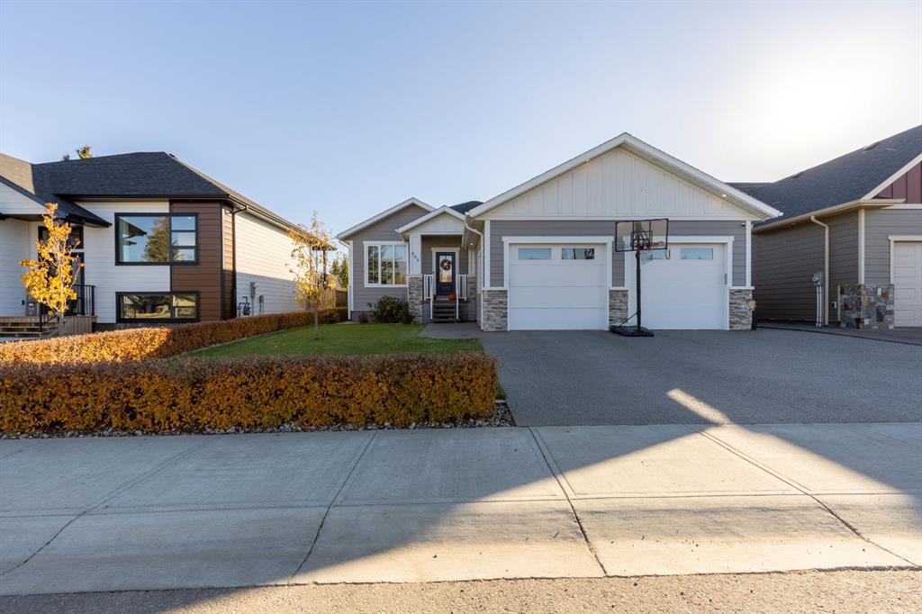 803 Gibbons Avenue N, A2266692, Alberta,