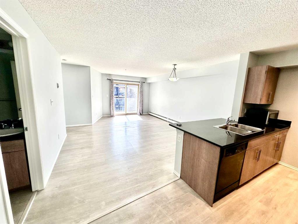 321, 7110 80 Avenue NE, A2266787, Alberta,