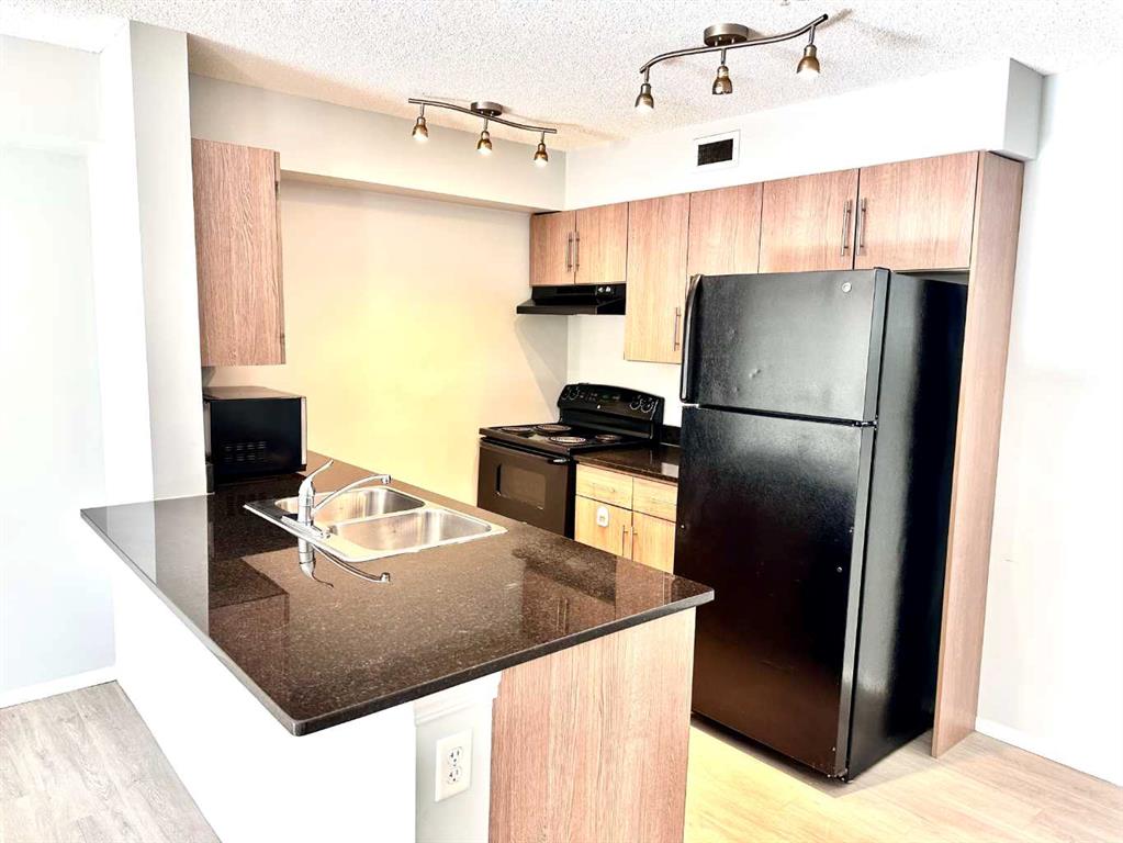 Fourth View of 321, 7110 80 Avenue NE, Saddle Ridge, Calgary, Alberta, T3J 0N4