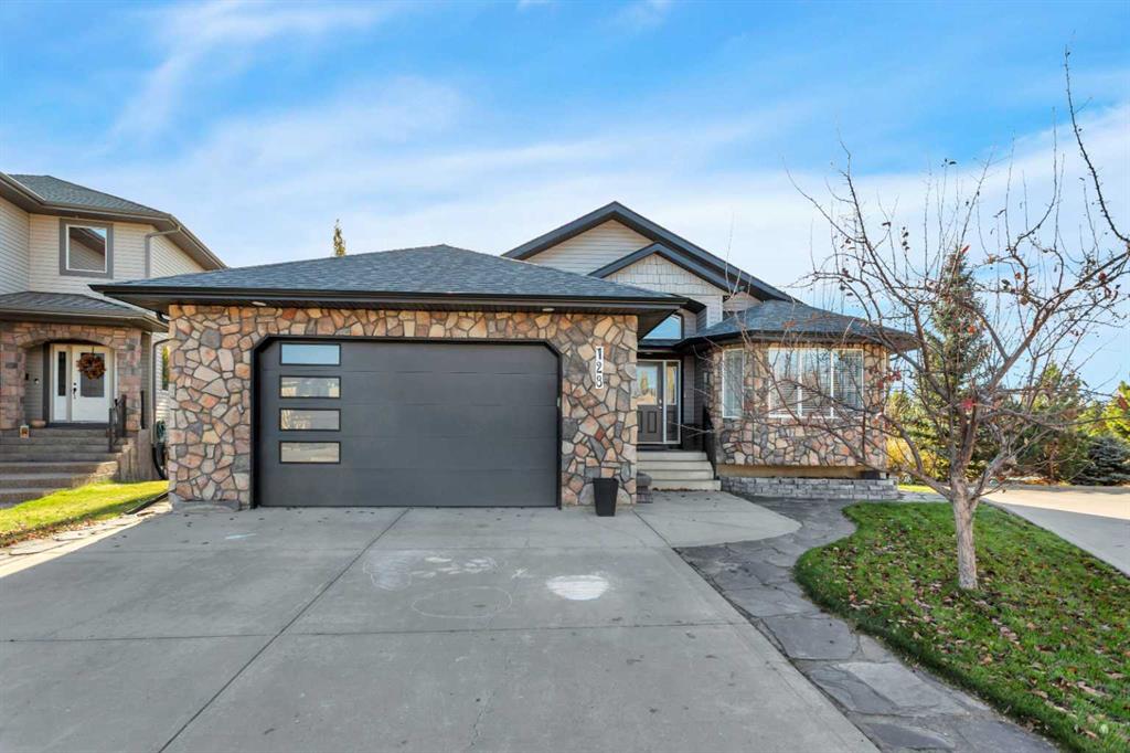 128 Isbister Close , A2266805, Alberta,