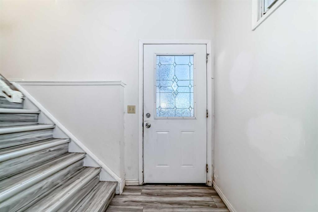 Fifth View of 11 Falsby Way NE, Falconridge, Calgary, Alberta, T3J 3A2