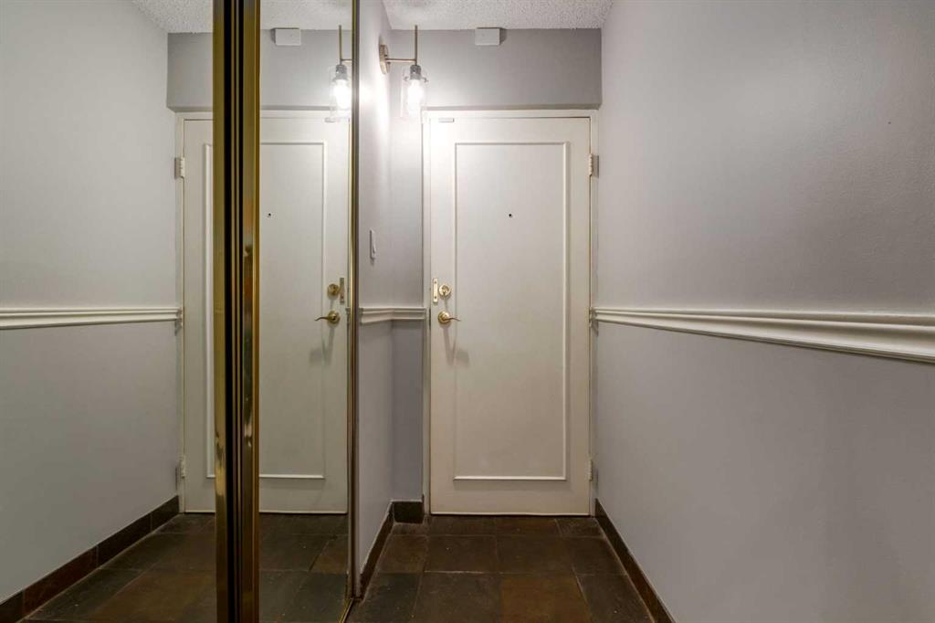 Fifth View of 205, 120 15 Avenue SW, Beltline, Calgary, Alberta, T2R 0P5