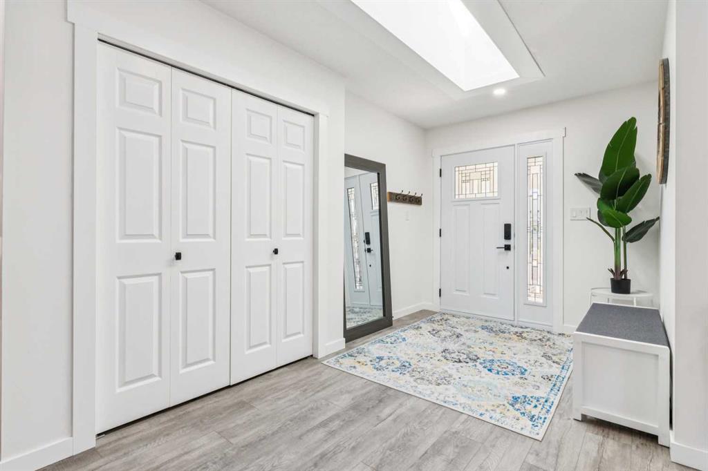 Fifth View of 5812 63 Avenue , NONE, Olds, Alberta, T4H 1V3