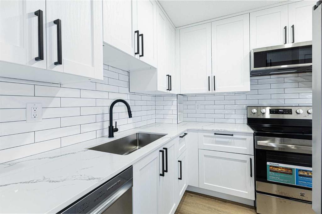 Second View of 39, 116 Silver Crest Drive NW, Silver Springs, Calgary, Alberta, T3B 2Y8