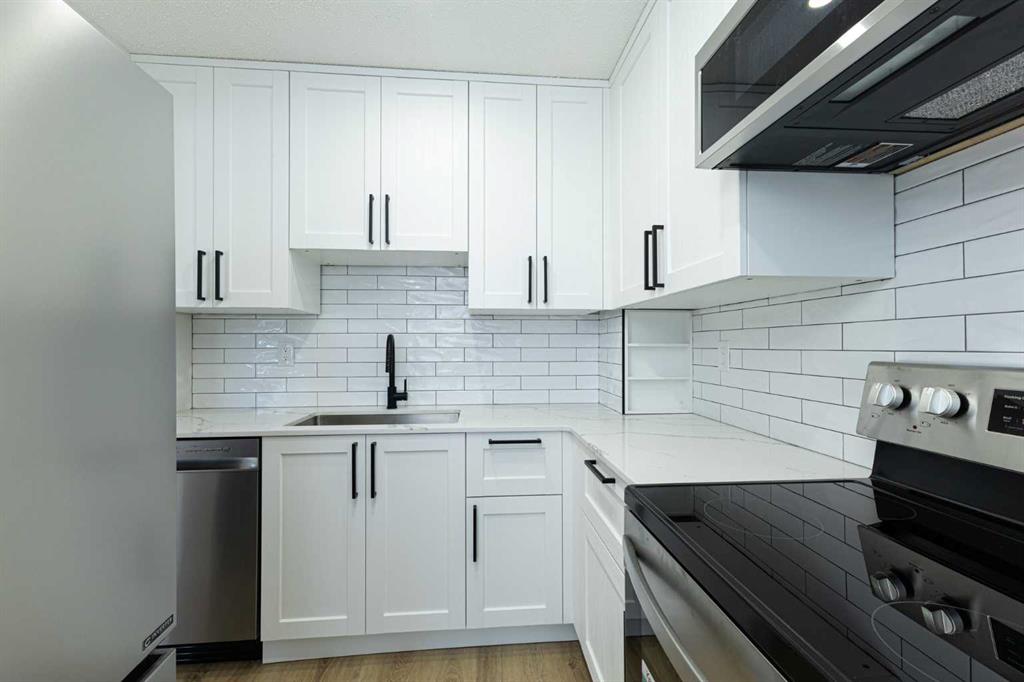 Fourth View of 39, 116 Silver Crest Drive NW, Silver Springs, Calgary, Alberta, T3B 2Y8