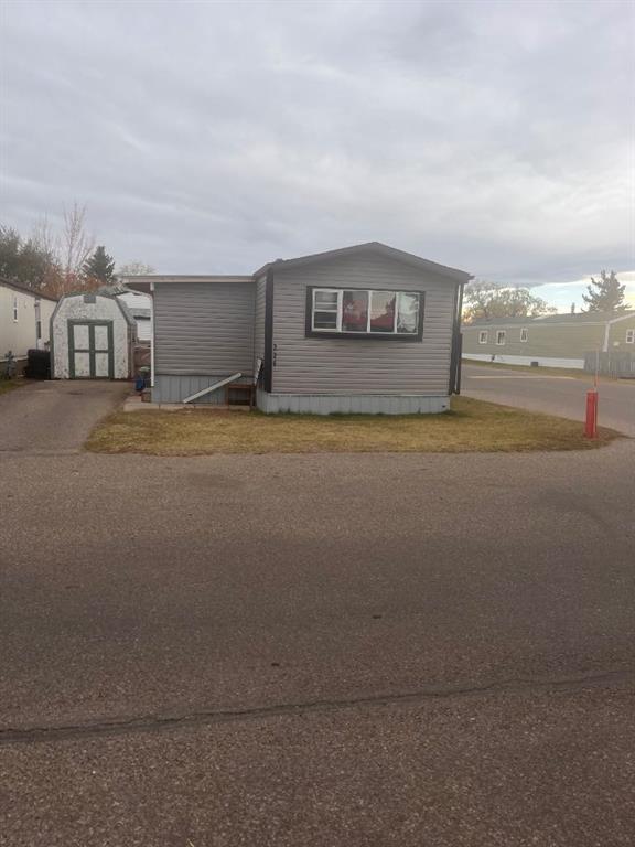 Unit # 224, 2300 13 Street N, A2266932, Alberta,