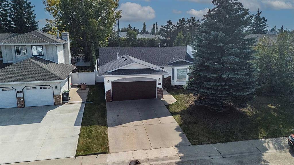 Fifth View of 39 Denison Crescent , Deer Park Estates, Red Deer, Alberta, T4R 2E9