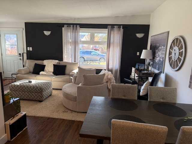 Fourth View of 204B 9 Avenue SE, Huntington, Drumheller, Alberta, T0J 0Y6