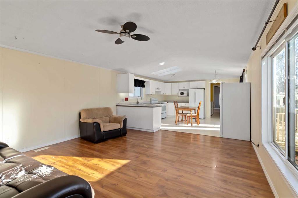 Fourth View of 200 Harpe Way , Timberlea, Fort McMurray, Alberta, T9K2K8