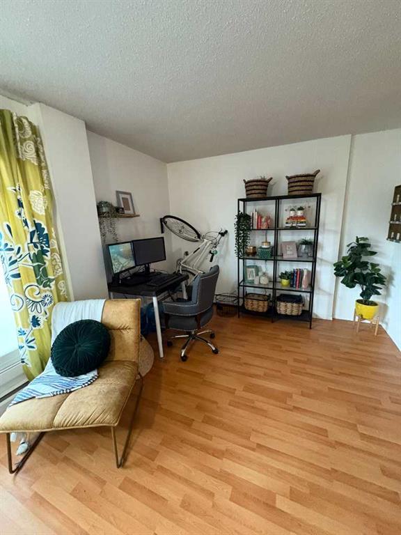 Fourth View of 203, 1625 11 Avenue SW, Sunalta, Calgary, Alberta, T3C 0N3