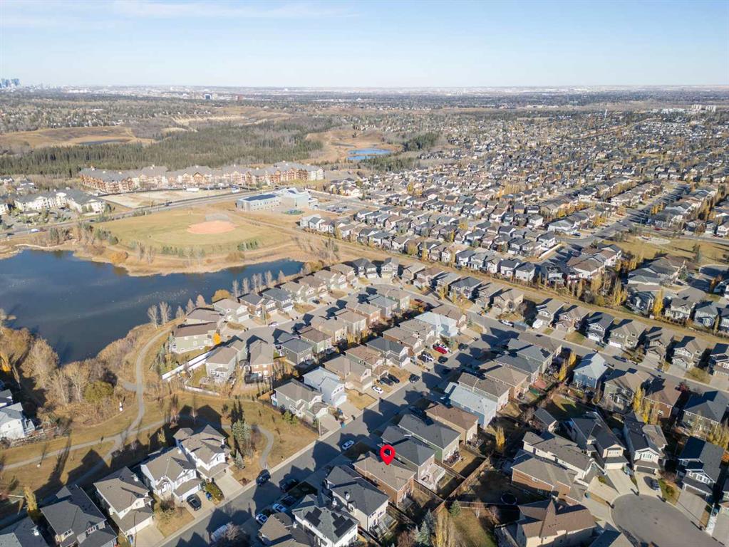 Fourth View of 105 Everhollow Rise SW, Evergreen, Calgary, Alberta, T2Y0B1