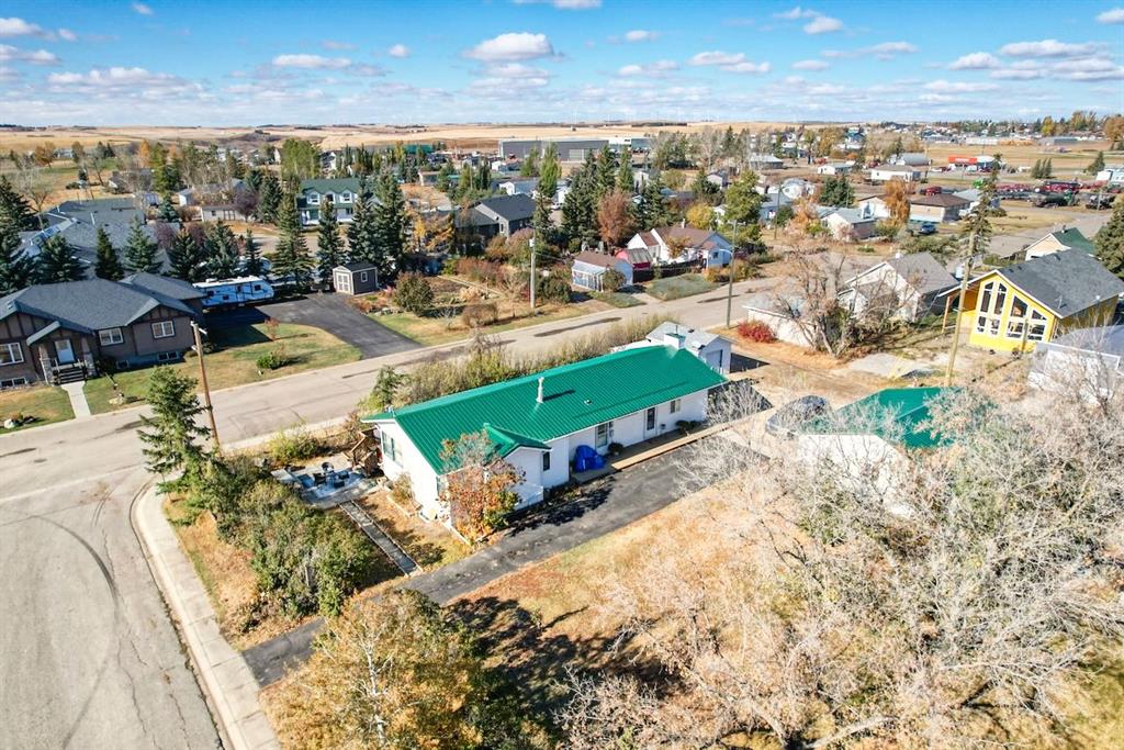 302 St Anne's Avenue , A2267081, Alberta,