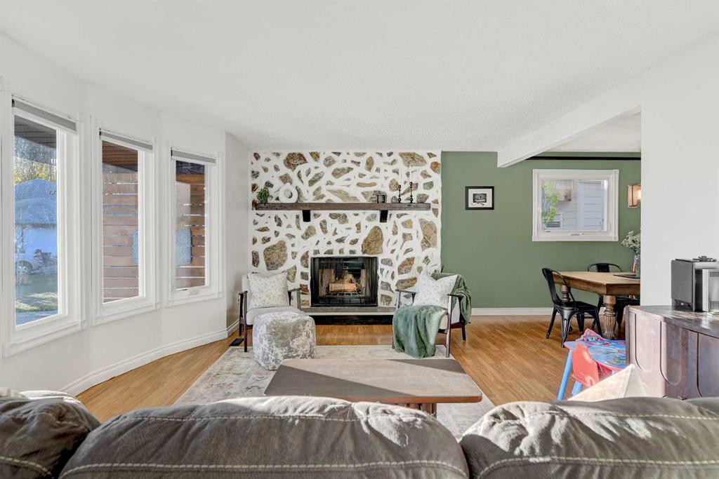 Third View of 6406 94A Street , Country Club Estates, Grande Prairie, Alberta, T8W 1B9