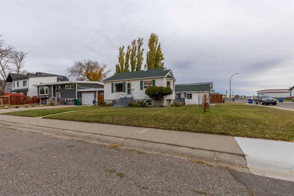 Fifth View of 315 Dieppe Boulevard S, Glendale, Lethbridge, Alberta, T1H 4W6