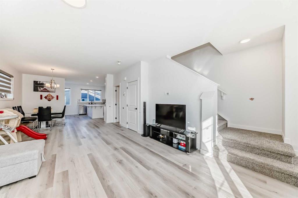 Fourth View of 109 Chelsea Glen  , Chelsea_CH, Chestermere, Alberta, T1X 2P5