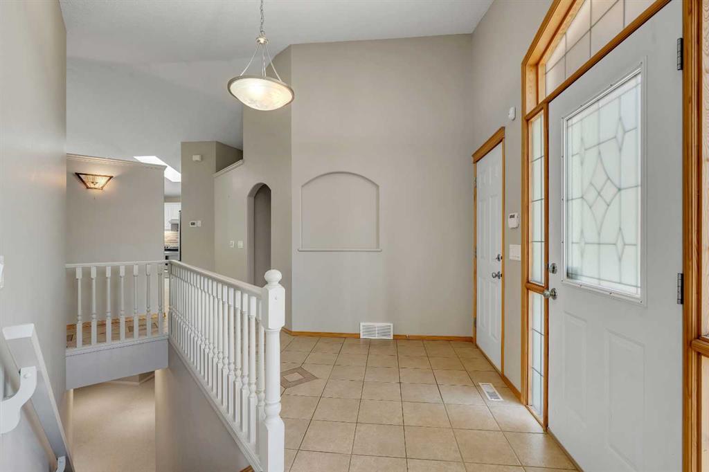 Fifth View of 106 Thornbird Way SE, Thorburn, Airdrie, Alberta, T4A 2E2