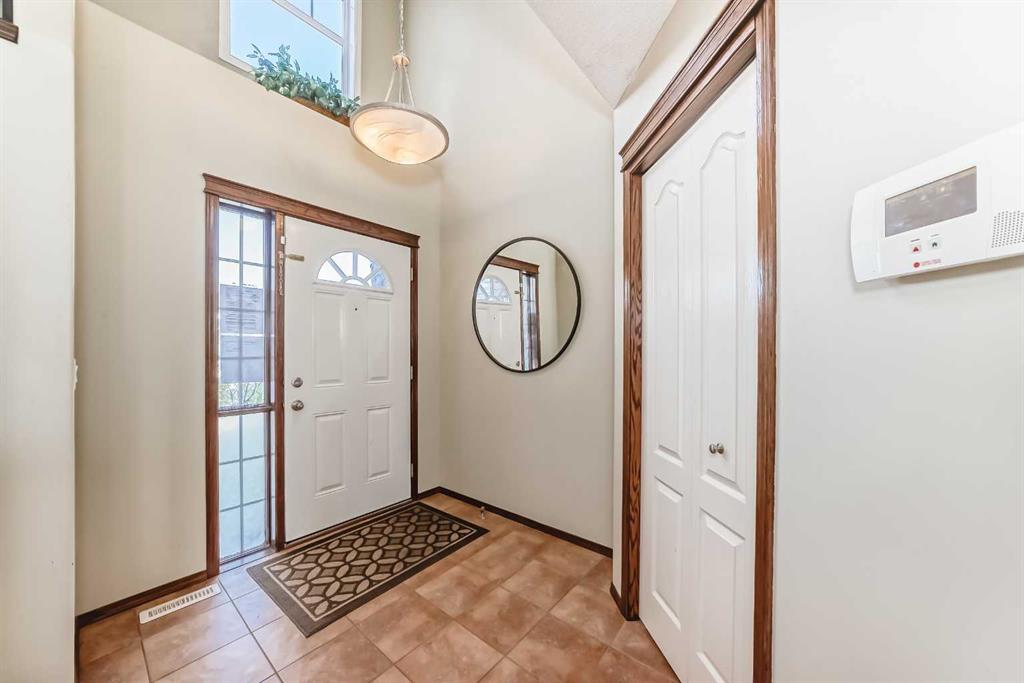 Fourth View of 154 New Brighton Lane SE, New Brighton, Calgary, Alberta, T2E0E2