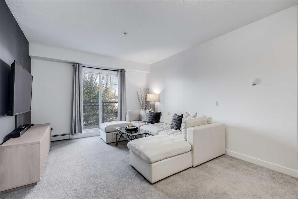 Fifth View of 204, 117 19 Avenue , Tuxedo Park, Calgary, Alberta, T2E 1N9