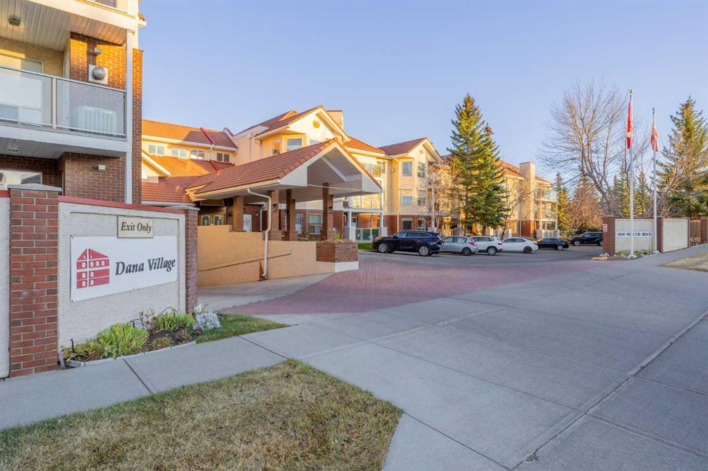 Third View of 2230, 1818 Simcoe Boulevard SW, Signal Hill, Calgary, Alberta, T3H 3L9