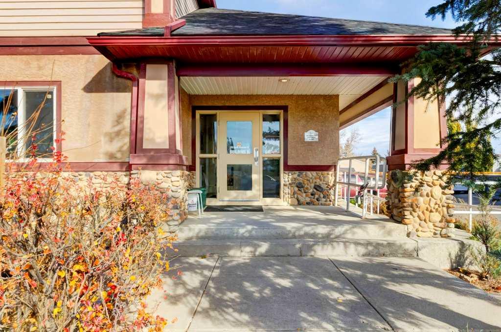 17, 170 N Railway Street , A2267320, Alberta,