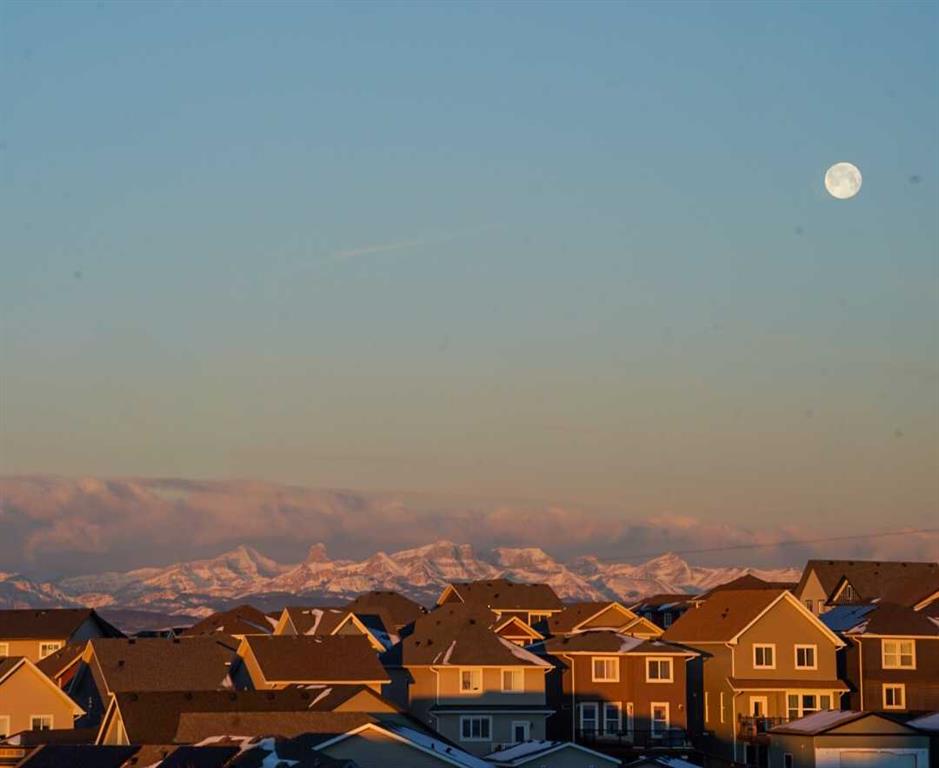 Fourth View of 40 Heritage Hill , Heritage Hills, Cochrane, Alberta, T4C0l4