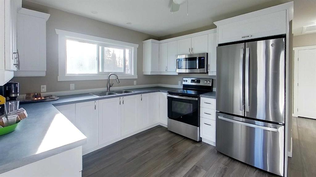 5309 Valley Road Street , A2267339, Alberta,