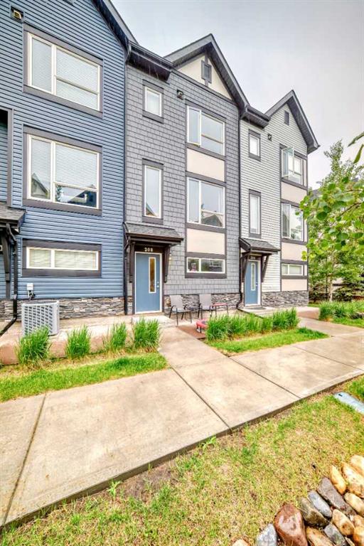 Second View of 208, 15 Evanscrest Park NW, Evanston, Calgary, Alberta, T3R 1V5