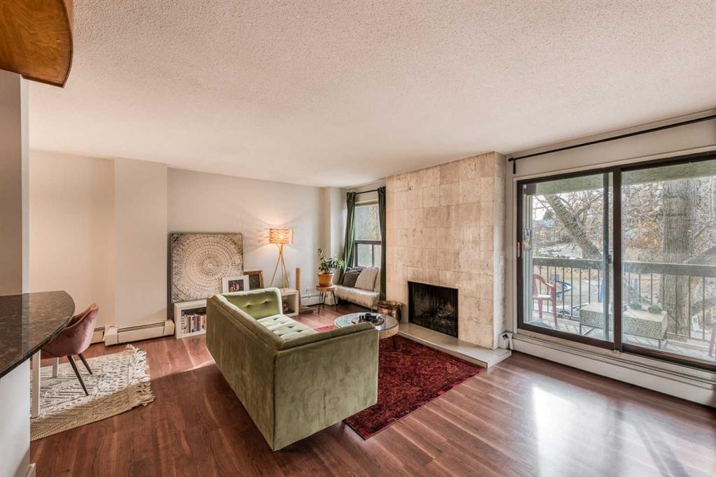 Third View of 305, 626 24 Avenue SW, Cliff Bungalow, Calgary, Alberta, T2S 0K6