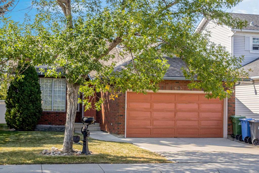 Third View of 968 Citadel Drive NW, Citadel, Calgary, Alberta, T3G 3X4