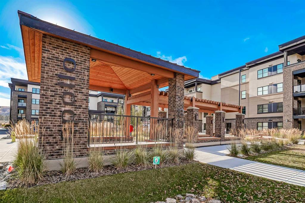 2208, 80 Greenbriar Place NW, A2267530, Alberta,