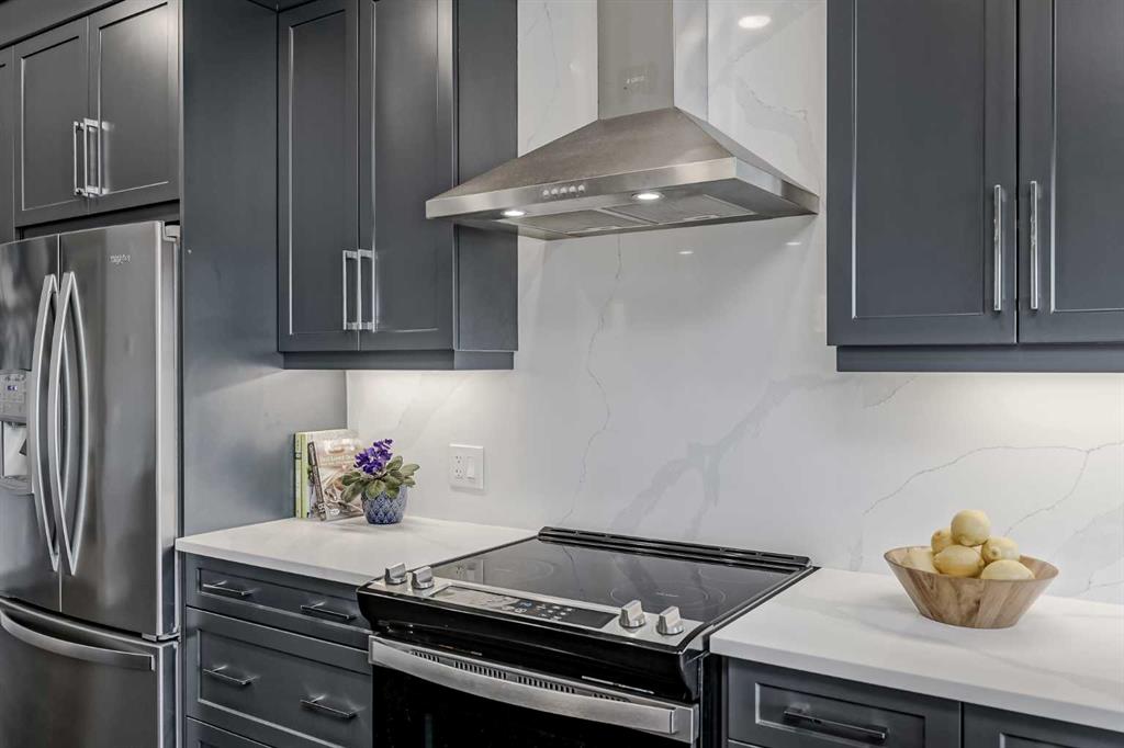 Third View of 2208, 80 Greenbriar Place NW, Greenwood/Greenbriar, Calgary, Alberta, T3B 6J4