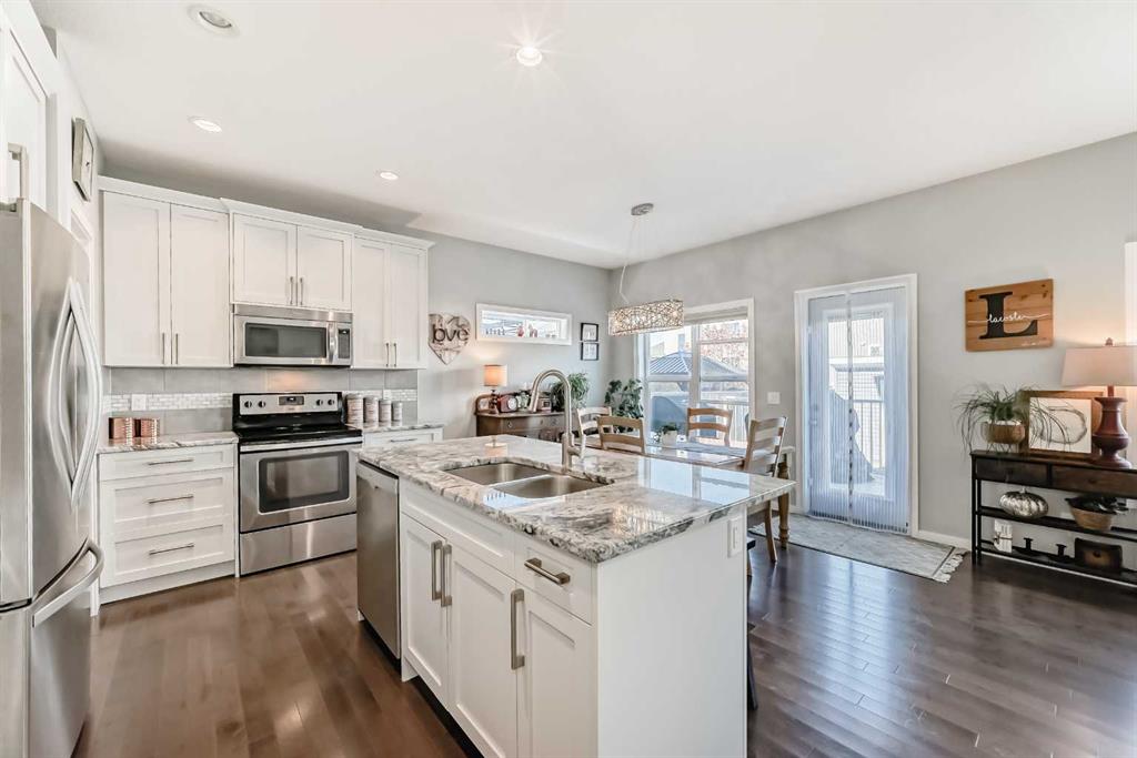 4 Bethune Way , A2267541, Alberta,