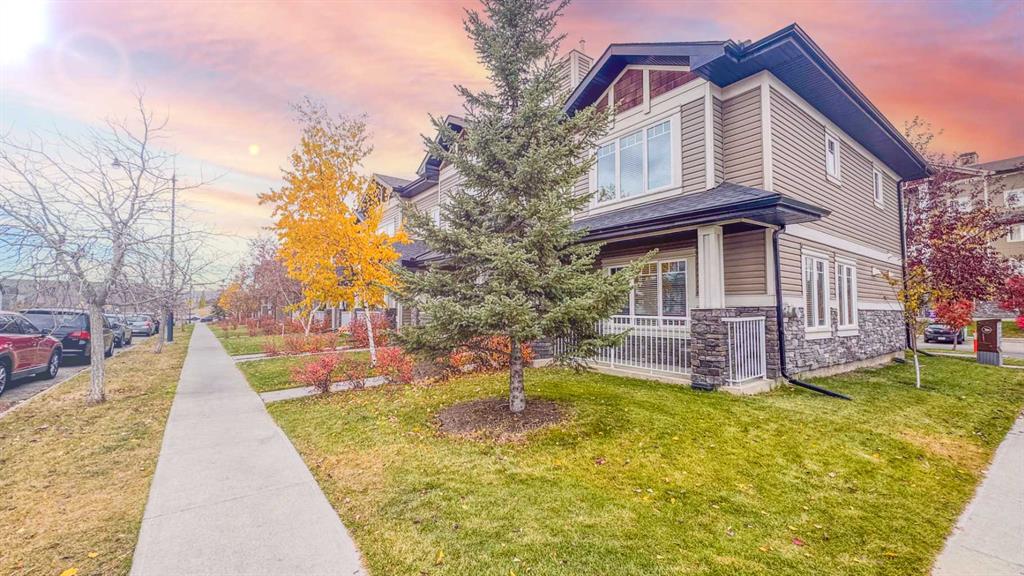 Third View of 103 Prestwick Villas SE, McKenzie Towne, Calgary, Alberta, T2Z 0B3
