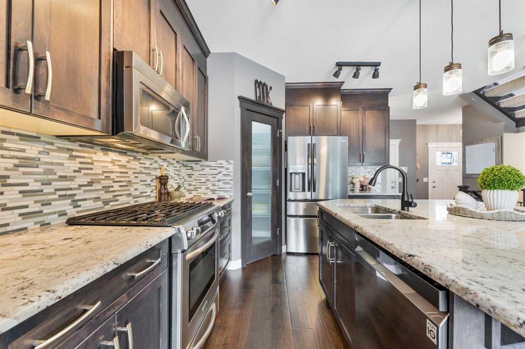 Fifth View of 112 Kingsbridge Way , Kings Heights, Airdrie, Alberta, T4B0A9