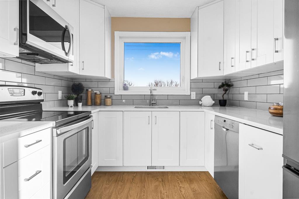 Fourth View of 44 Bedfield Close NE, Beddington Heights, Calgary, Alberta, T3K3L5