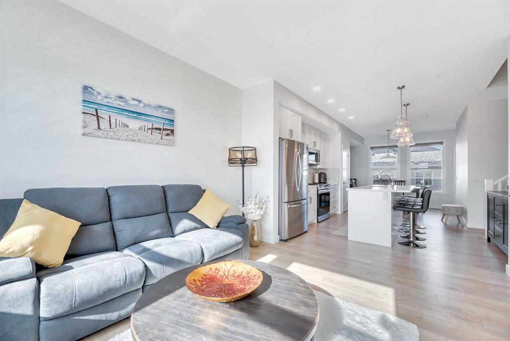 Fourth View of 196 Wolf Hollow Park SE, Wolf Willow, Calgary, Alberta, T2X4M6