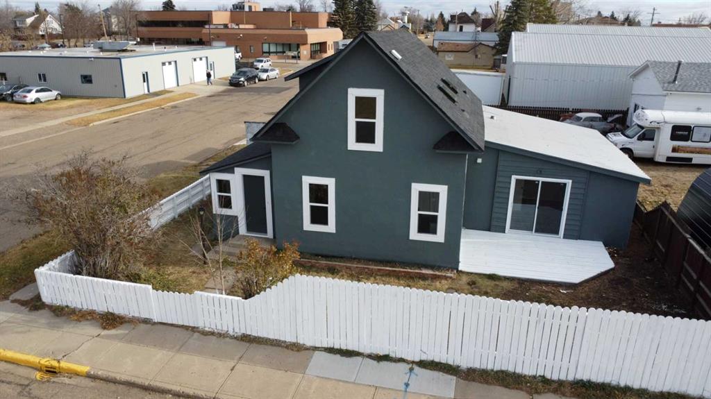 Second View of 306 1 Street W, NONE, Hanna, Alberta, T0J 1P0