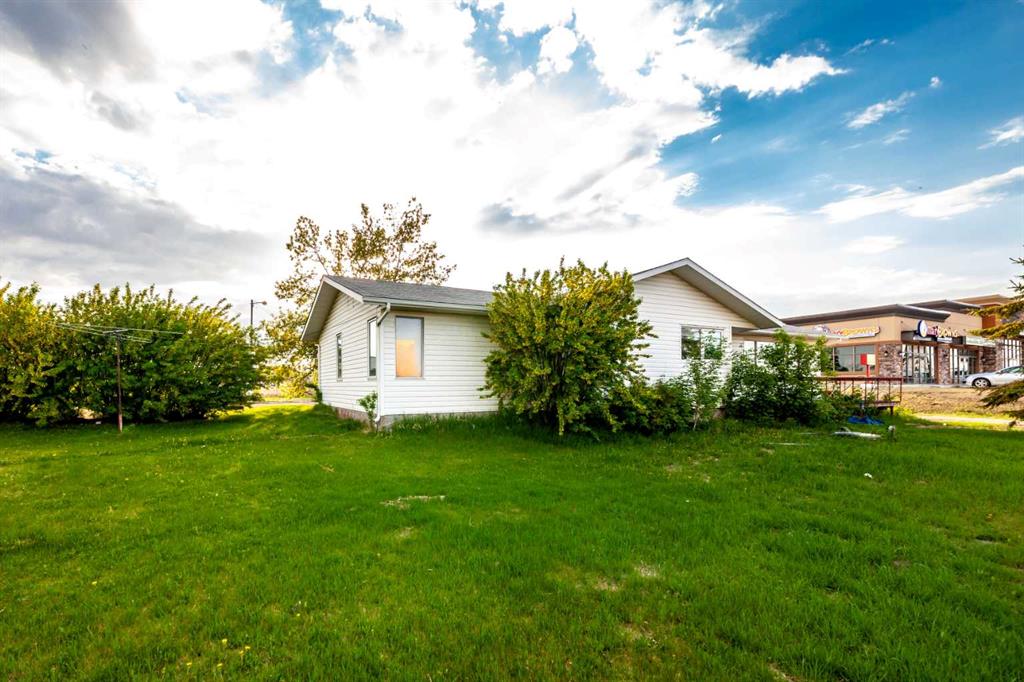 Third View of 4102 40 Avenue , Larsen Grove, Lloydminster, Saskatchewan, S9V 2H1