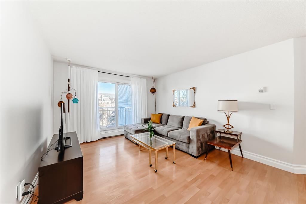 Fourth View of 310, 1735 11 Avenue SW, Sunalta, Calgary, Alberta, T3C2S9