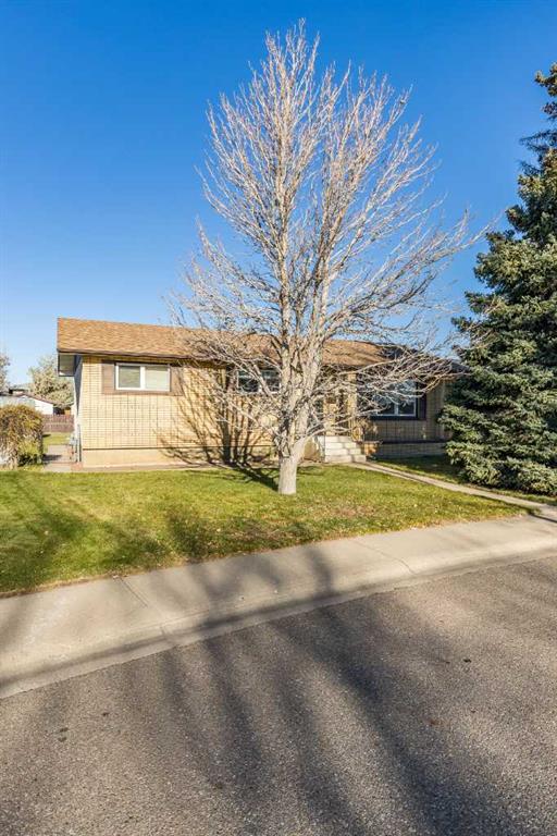 Fourth View of 8 Ross Glen Green SE, Ross Glen, Medicine Hat, Alberta, T1B 1P8