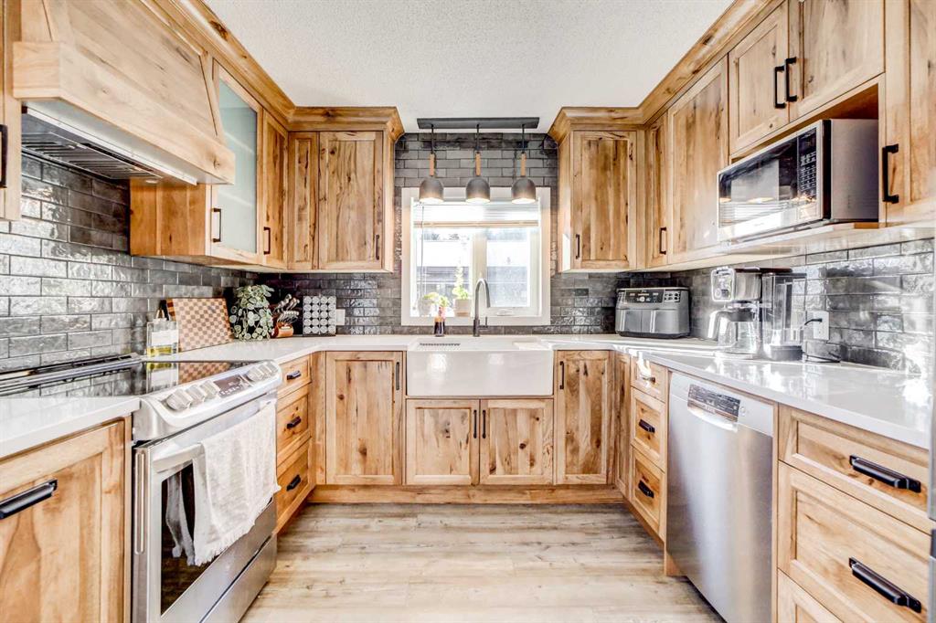 Fifth View of 22901 10 Avenue , NONE, Hillcrest, Alberta, T0L1C0