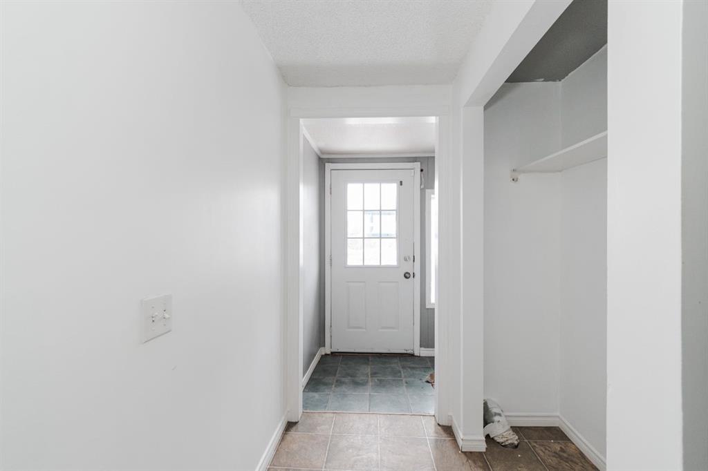 Fourth View of 106 Wylie Place , Thickwood, Fort McMurray, Alberta, T9H 4R4